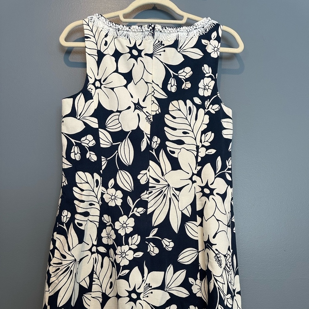 Tommy Bahama Women’s Sheath Dress-Size 6